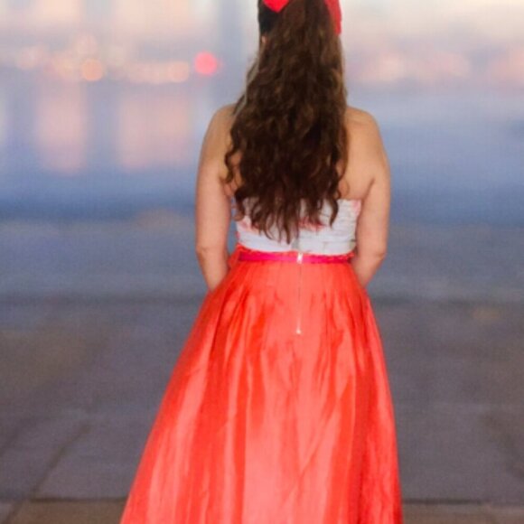 Midi Skirt - Body by Victoria Secret Size 4 - Picture 4 of 10